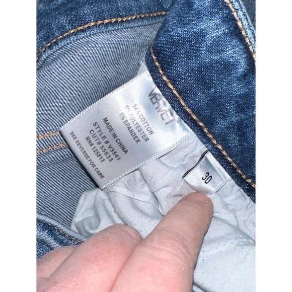 Vervet Moonflower Super High Rise Wide Leg Crop Jeans size 30 Waist - Picture 6 of 6